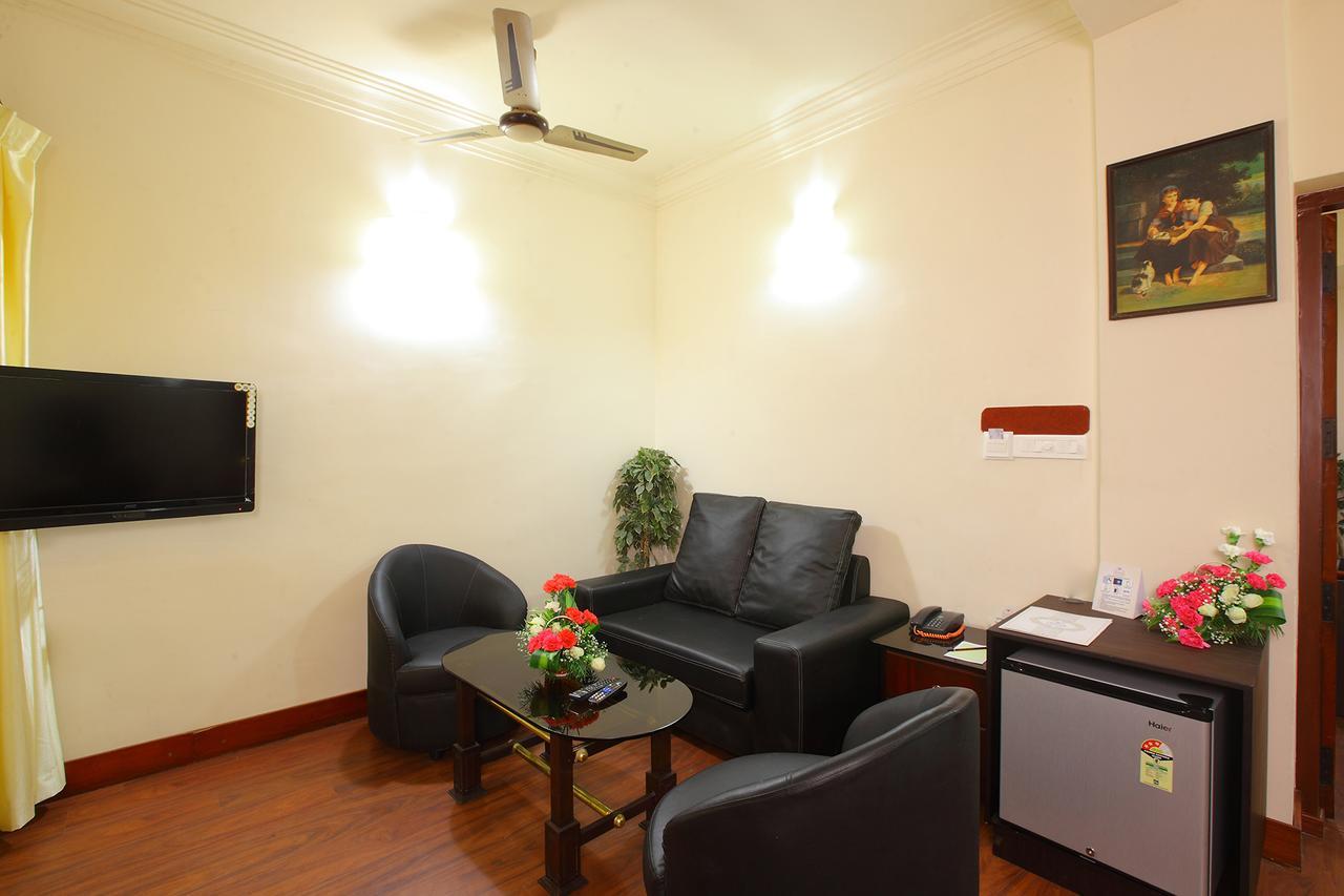 Trichur Towers Thrissur Extérieur photo
