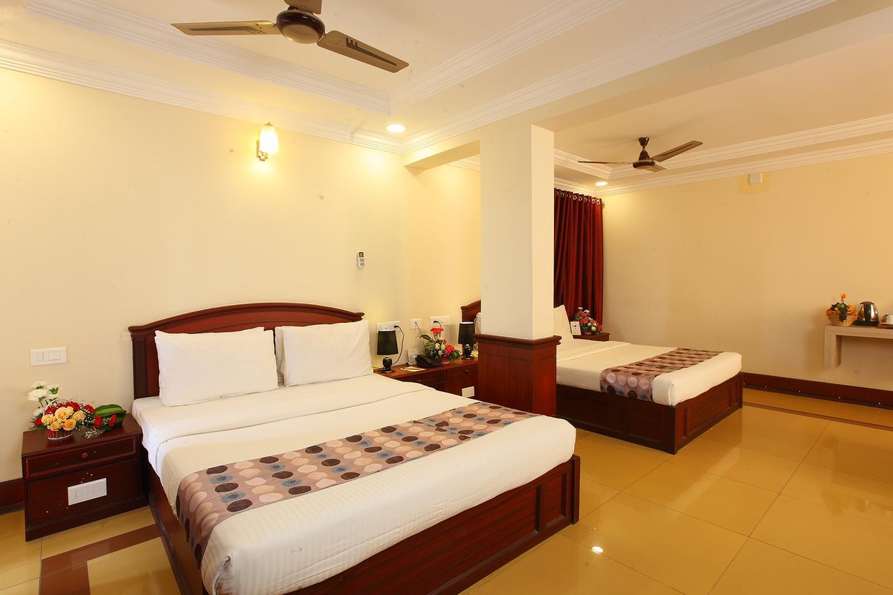 Trichur Towers Thrissur Extérieur photo