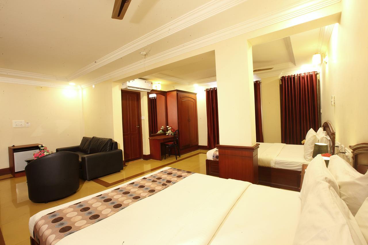 Trichur Towers Thrissur Extérieur photo