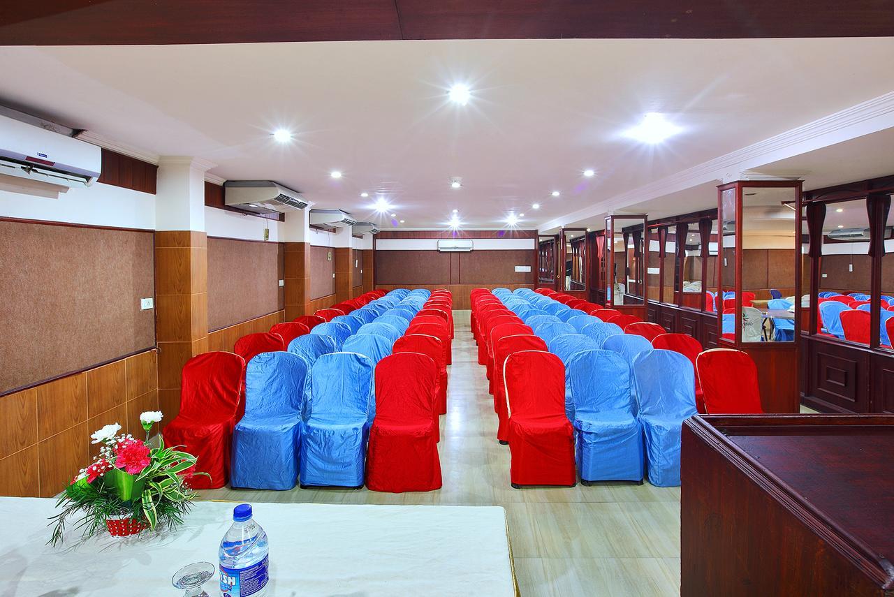 Trichur Towers Thrissur Extérieur photo