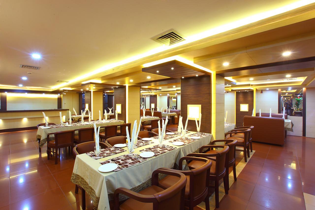 Trichur Towers Thrissur Extérieur photo