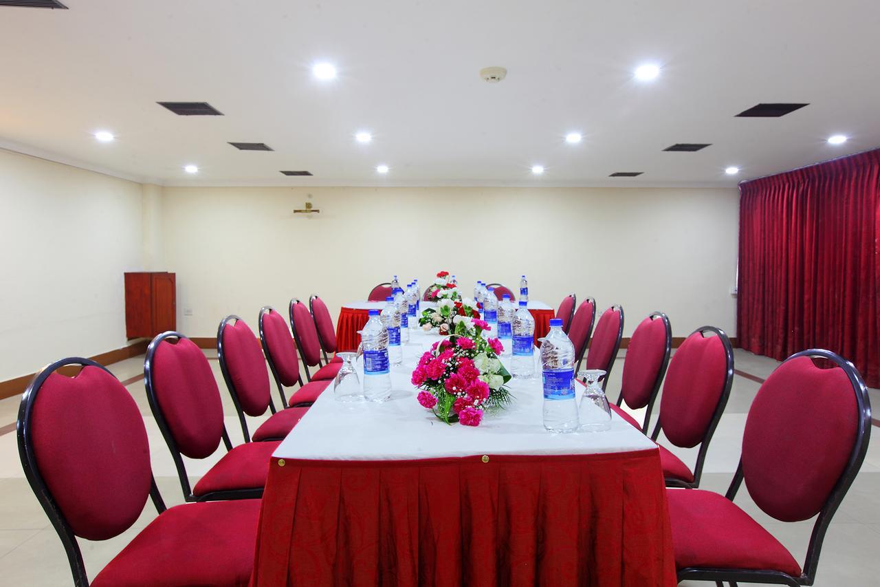 Trichur Towers Thrissur Extérieur photo